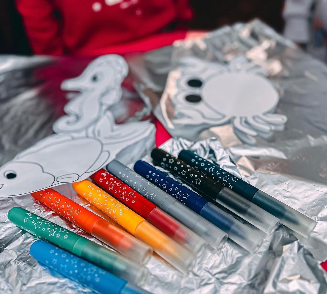 Creșă Pitești – materiale colorate pentru ateliere creative
